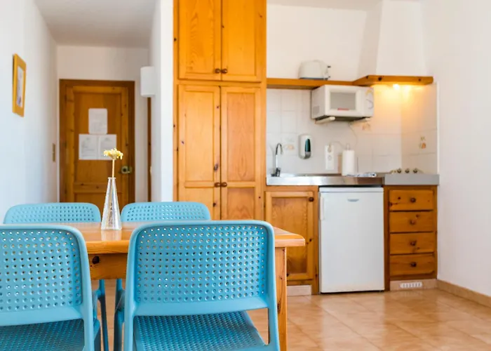 Apartamentos Sol Ponent